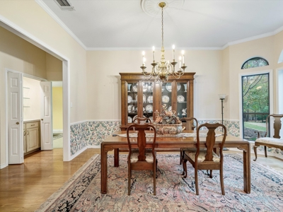 Waterfront Holly Lake Ranch East Texas  4/3.5/3 On 2 Acres - image 9