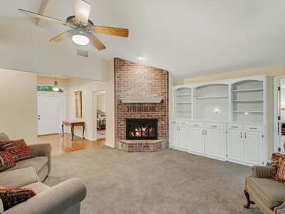 Waterfront Holly Lake Ranch East Texas  4/3.5/3 On 2 Acres - image 16