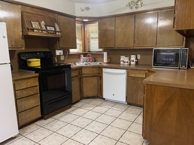 Country Home for Sale, Arapaho, OK 73620 - image 30