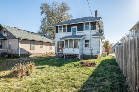 Home For Sale In Council Bluffs, Iowa - image 13