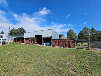 Hobby Farm 3 bedroom 1.5 bath home for sale in Glendive - image 21