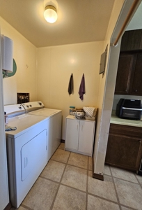 Hobby Farm 3 bedroom 1.5 bath home for sale in Glendive - image 11