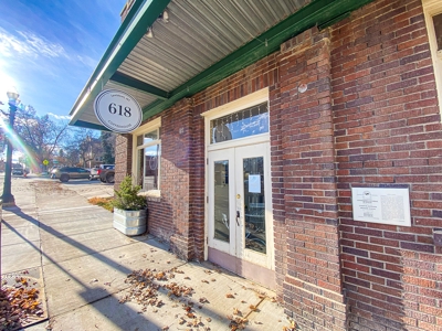 Central MT Income Producing Commercial Property For Sale - image 10