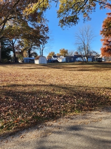3 Bed, 2 Bath Home in Town, Walk-In Garage and Basement - image 3
