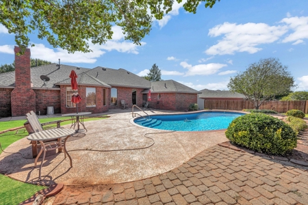 Clinton OK Home for Sale, Custer County - image 6