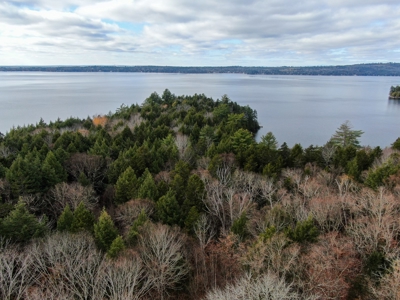 Maine’s Finest Cold-Water Lakefront - image 3