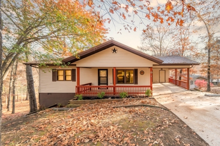 Lakefront Home in Cherokee Village, Arkansas - image 2