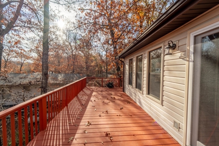 Lakefront Home in Cherokee Village, Arkansas - image 4