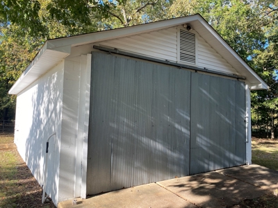 Like New Country Home For Sale In Tn, 6 Acres+/- & Shop - image 46