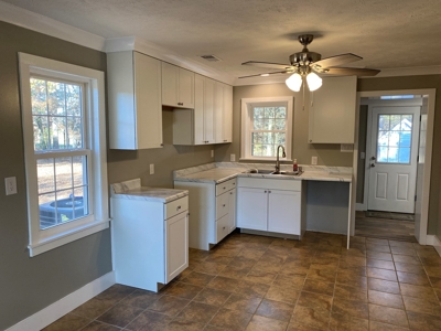 Like New Country Home For Sale In Tn, 6 Acres+/- & Shop - image 11