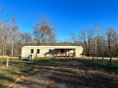 Country Home in Alton, Missouri - image 2