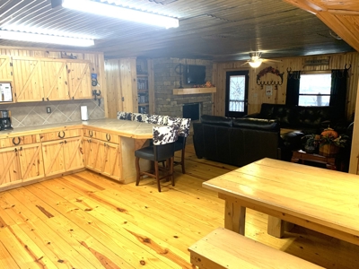 Equestrian Ranch With 2 Homes And Horse Stalls! - image 2