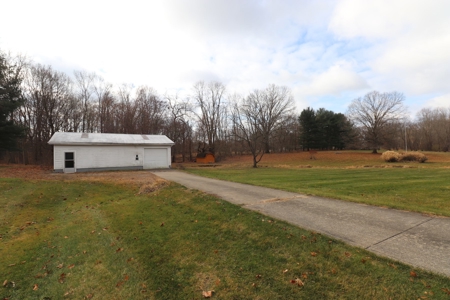 Country Homes for sale in Sunbury, Ohio on 3.18 acres - image 14