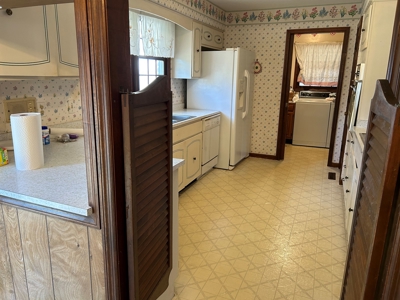 3 Bedroom Brick Home W/Us 127 Frontage - Liberty Kentucky - image 17