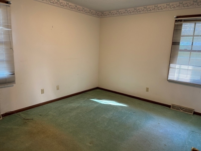 3 Bedroom Brick Home W/Us 127 Frontage - Liberty Kentucky - image 30