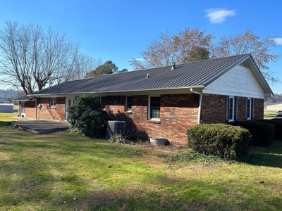 3 Bedroom Brick Home W/Us 127 Frontage - Liberty Kentucky - image 5