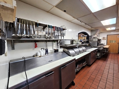 Turn key family restaurant for sale in Glendive - image 16