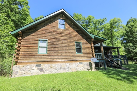 Log home Kentucky Horse Farm for sale on 12 + acres - image 48