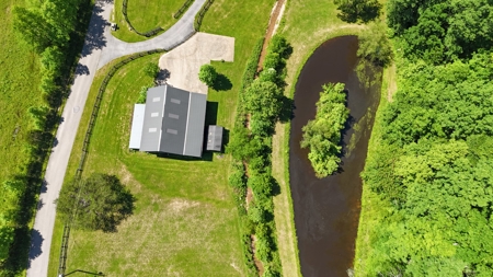 Log home Kentucky Horse Farm for sale on 12 + acres - image 38