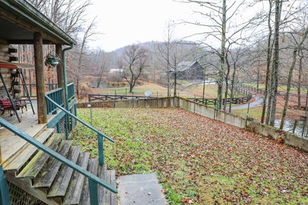 Log home Kentucky Horse Farm for sale on 12 + acres - image 7