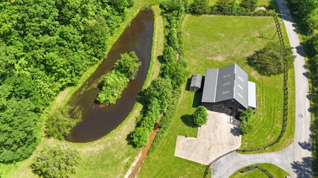 Log home Kentucky Horse Farm for sale on 12 + acres - image 39