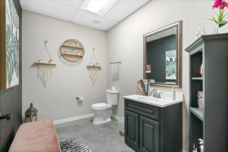 Commercial Property for Sale in Downtown Canton - image 21