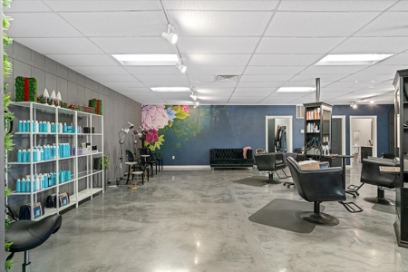 Commercial Property for Sale in Downtown Canton - image 16