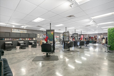 Commercial Property for Sale in Downtown Canton - image 17