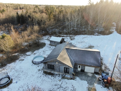 Renovated Ranch Home - image 27