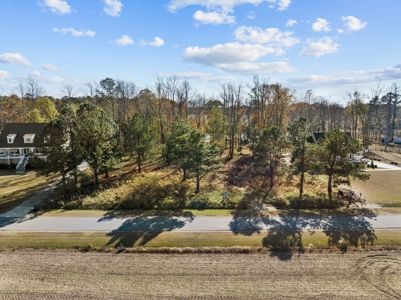 Waterfront Dream Lot: 1.78 Acres in Historic Bath, NC - image 3