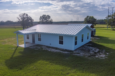 Home On 10 Acres In Fly-In Community For Sale In Jasper, Fl - image 5