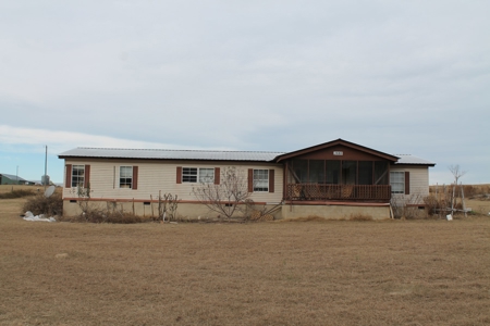 8 Broiler Poultry Operation on 170 Acres in Roberta, Georgia - image 3