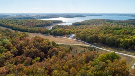 Lot # 3 in Gated Community in the Ozarks on Bull Shoals Lake - image 10