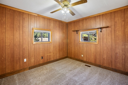 Adorable Mountain Home For Sale In Colorado - image 27