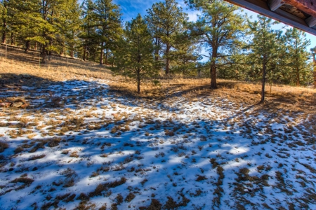 Adorable Mountain Home For Sale In Colorado - image 33