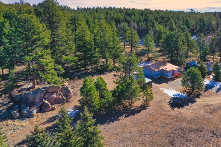Adorable Mountain Home For Sale In Colorado - image 44