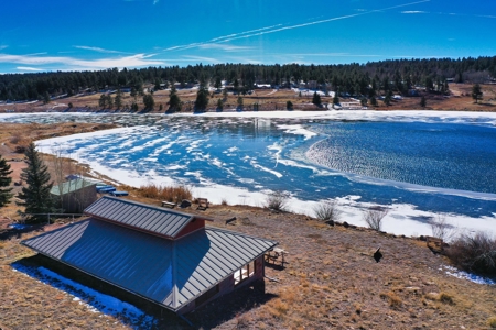Adorable Mountain Home For Sale In Colorado - image 50