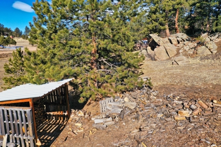 Adorable Mountain Home For Sale In Colorado - image 36