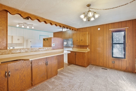 Adorable Mountain Home For Sale In Colorado - image 15