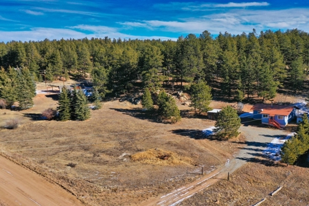 Adorable Mountain Home For Sale In Colorado - image 42