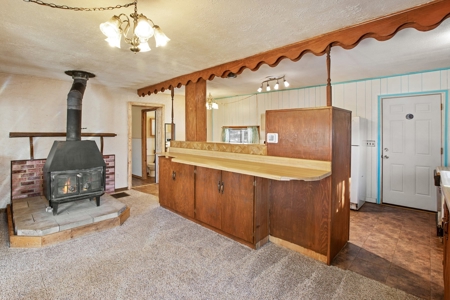 Adorable Mountain Home For Sale In Colorado - image 7