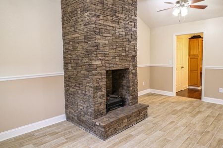 Home for Sale in Dublin VA - image 25