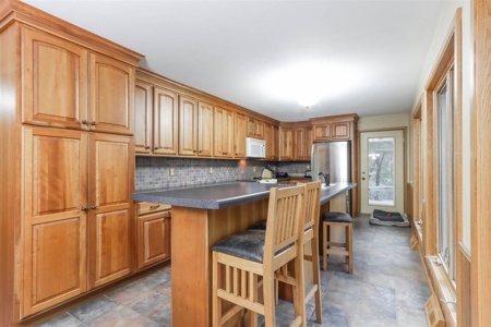 Country Home For Sale with 2 Acres in Amherst Junction - image 34