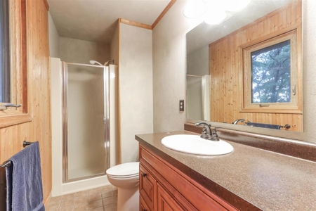Country Home For Sale with 2 Acres in Amherst Junction - image 23