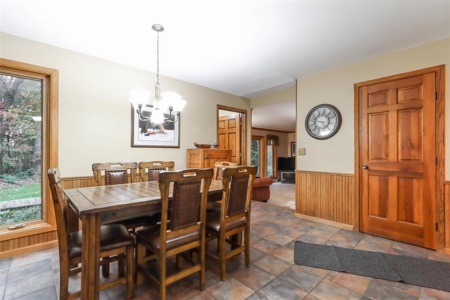 Country Home For Sale with 2 Acres in Amherst Junction - image 31