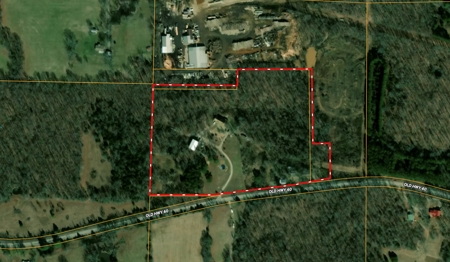 Country Home and Acreage in Shannon County, Missouri - image 1