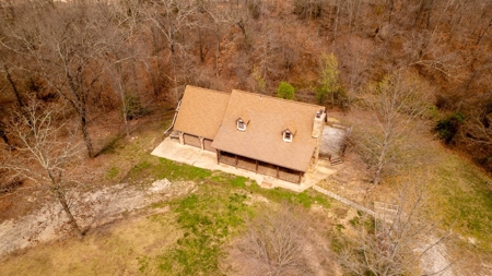 Country Home and Acreage in Shannon County, Missouri - image 37