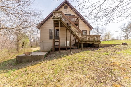 Country Home and Acreage in Shannon County, Missouri - image 7