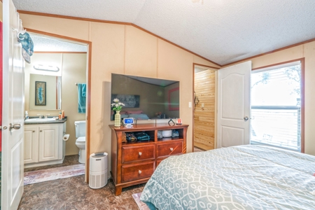 3/2 Home in Aransas Pass, TX on 3 acres - image 29