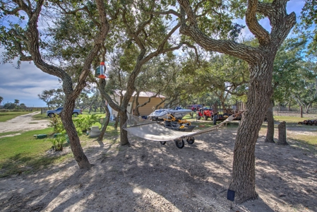 3/2 Home in Aransas Pass, TX on 3 acres - image 15